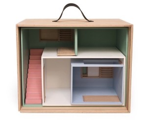 Suite Case Dollhouse